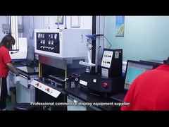 Διαδραστικός πίνακας με οθόνη αφής τοποθετημένη στον τοίχο